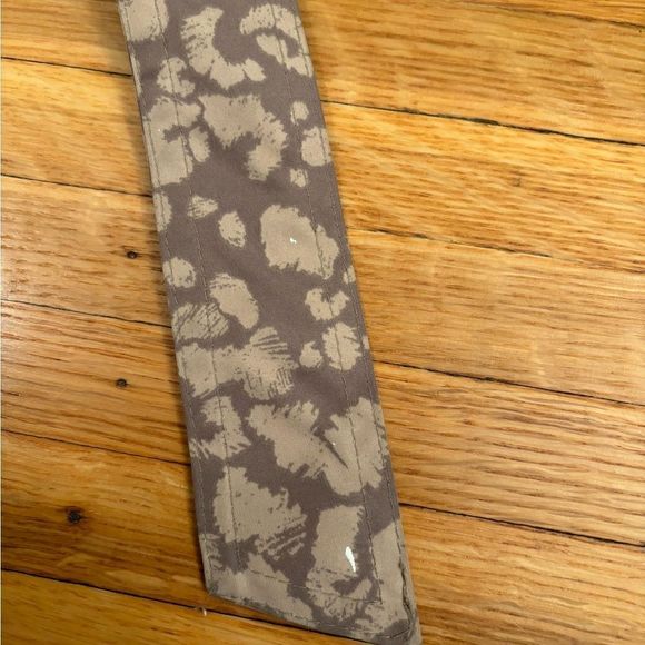 Daughters of the Liberation Anthropologie leopard print rain jacket - Picture 11 of 11